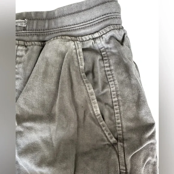 Gap pull on grey joggers - Picture 6 of 6